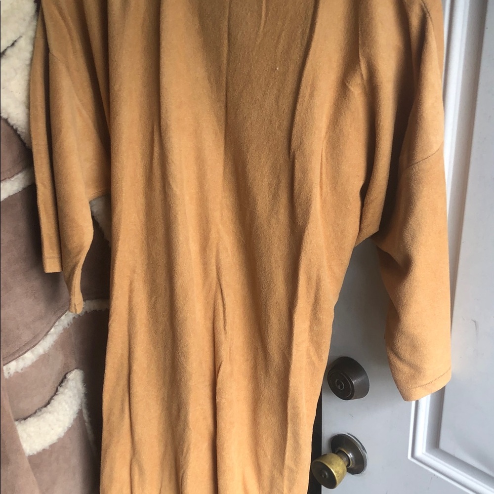 Vintage Felt Robe - Picture 7 of 8